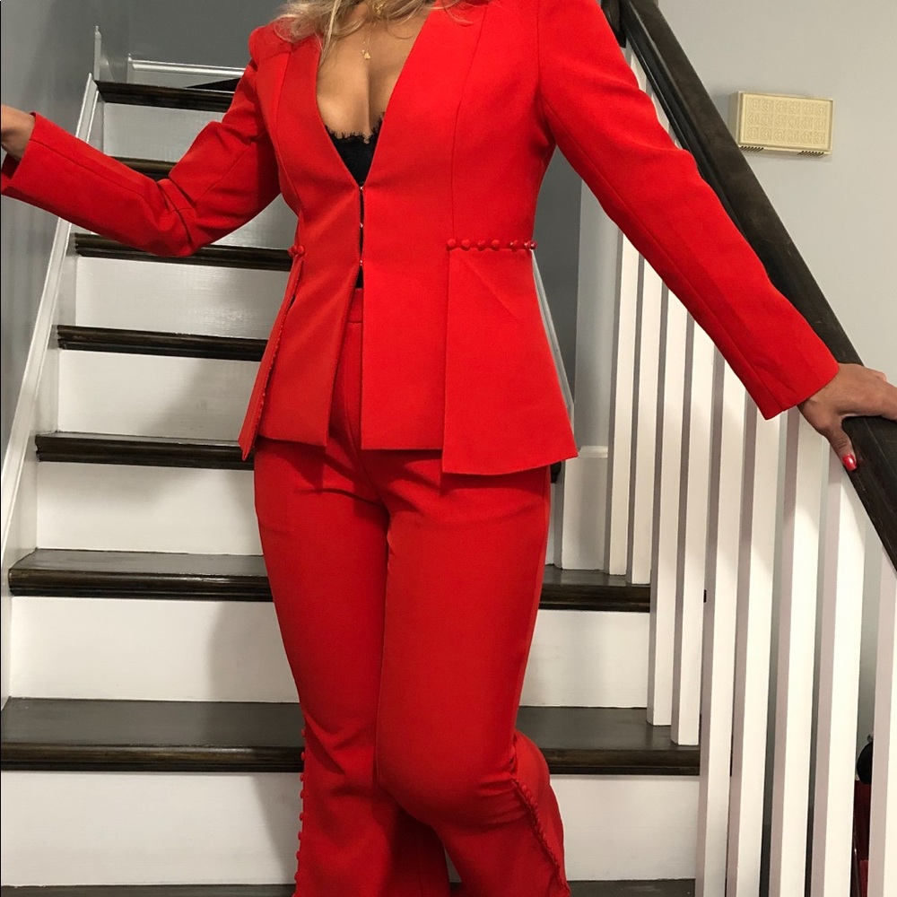 Set - Picture 2 of 8